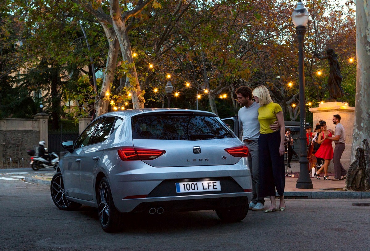 coches deportivos seat leon