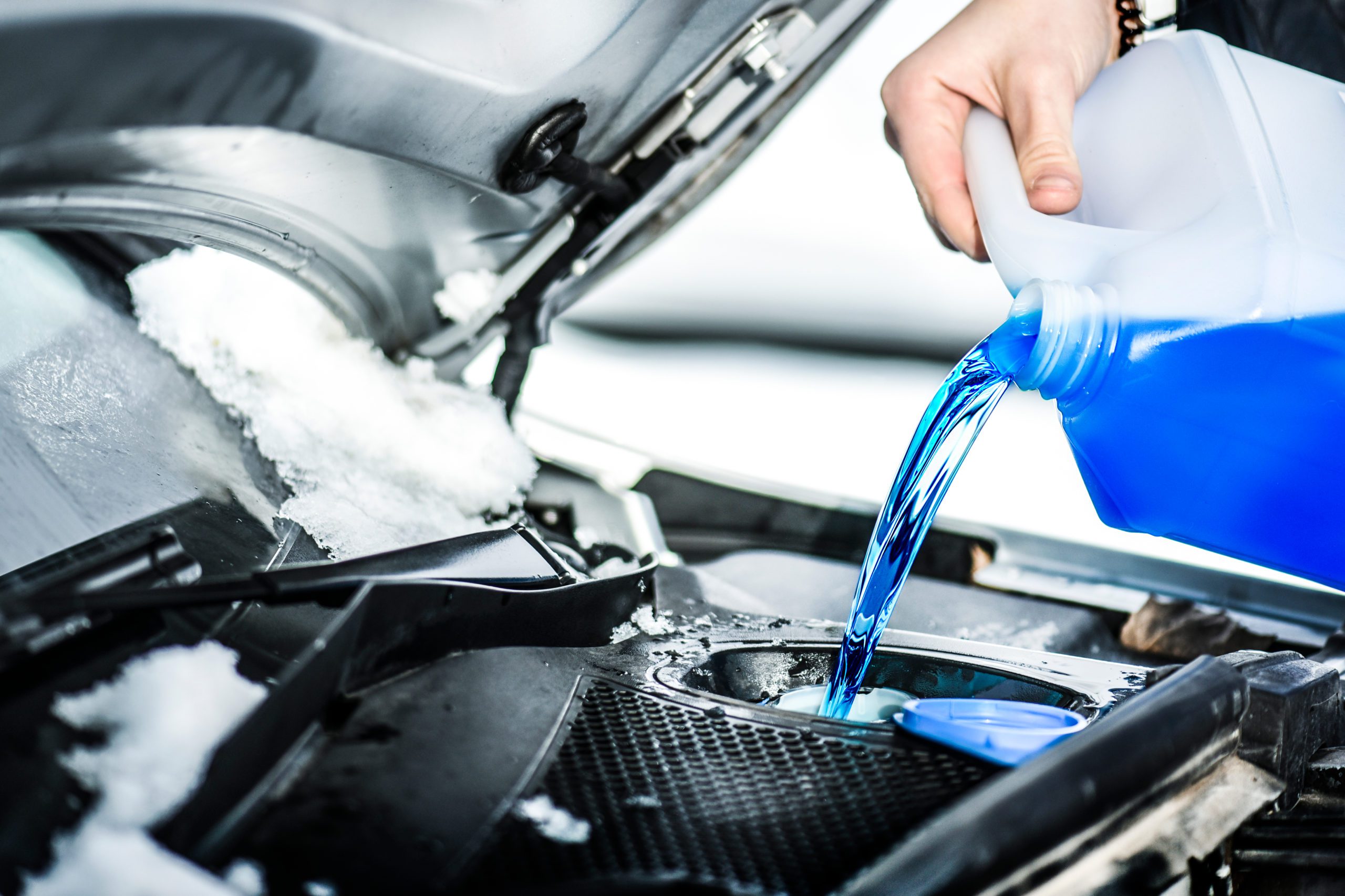 Qué es el líquido refrigerante del coche y para qué sirve?